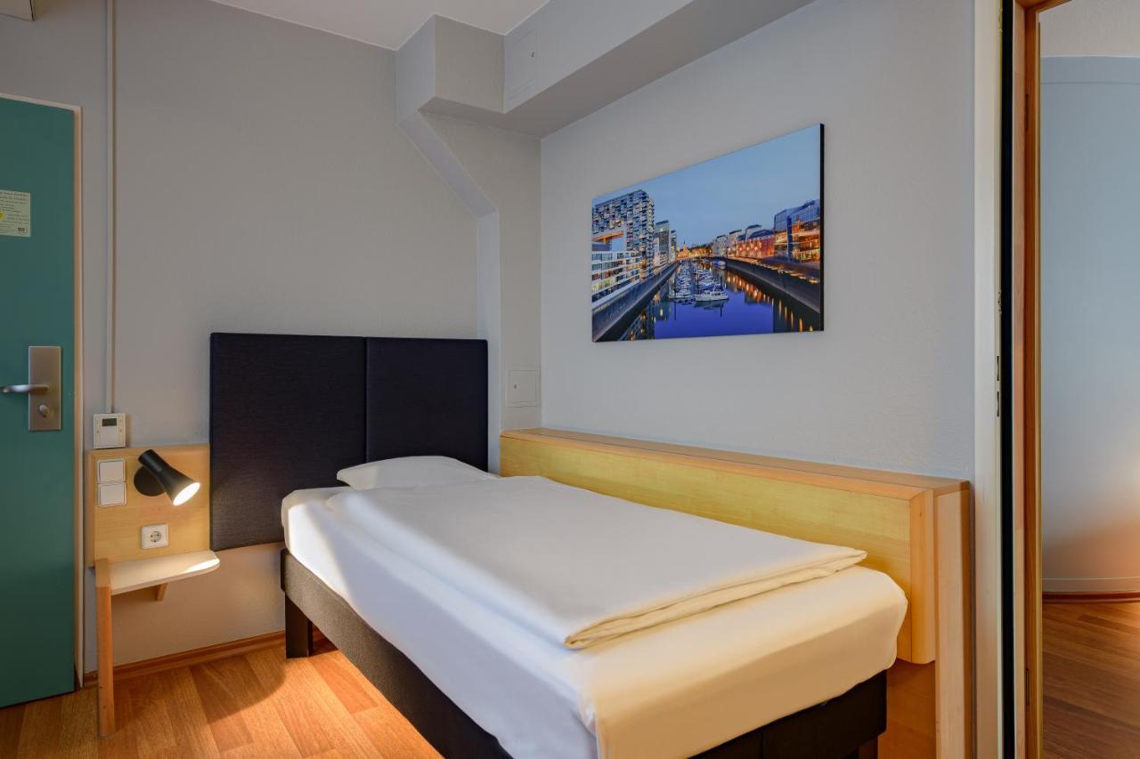 Ibis Koeln Frechen Hotel Exterior photo